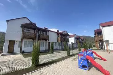 Hotel Motives Inn Dilijan