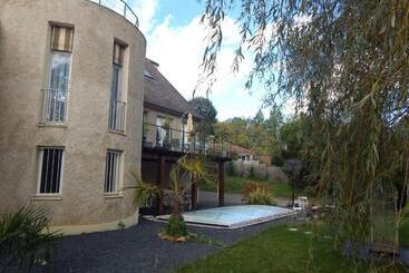 Aparthotel Le Jardin D Eden