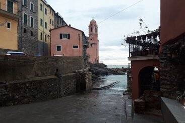 پانسیون Demivie Guesthouse