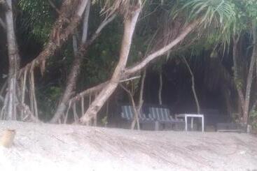 Bed and Breakfast Sorry We Are Close Now!! Green View Cabana