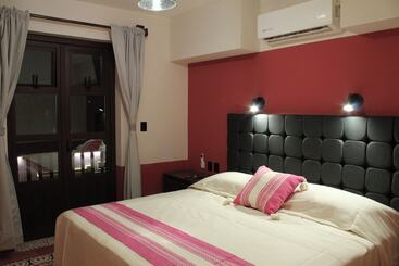 بنسيون Lidia Anturios Suites