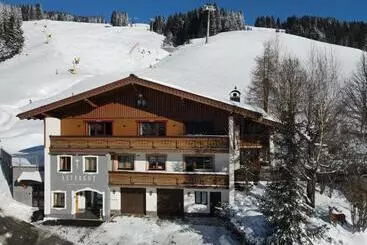 Astergut Boutique Apartment