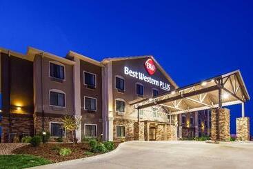 Hotelli Best Western Plus Overland Inn