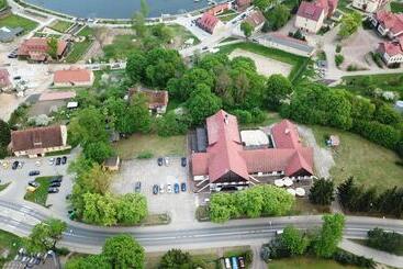 호텔 Zajazd Pod Kasztanami