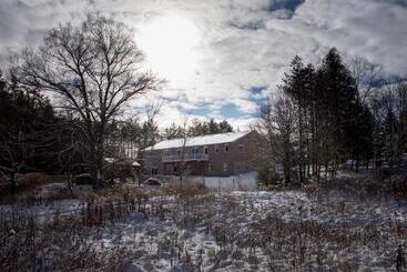 The Nest In The Forest Bed And Breakfast