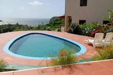 هتل Vacation Suites