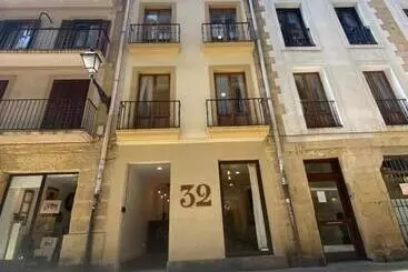 پانسیون 32 De Agostos