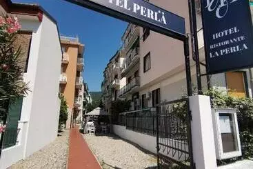 Hotel La Perla