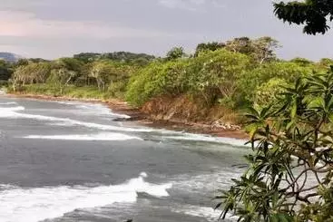 Pensione Oceanfront Gem At La Joya De Lagarto