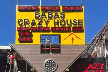 בית מלון כפרי Baba’s Crazy House