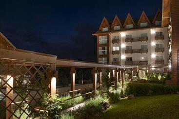 هتل Resort Bella Gramado