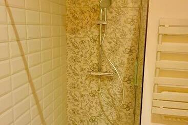 ベッドアンドブレックファースト Chambres D Hôtes Du Domaine De Bourbacoup