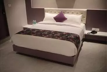 Hotel Mayuri Inn