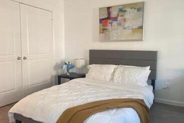 Пансион Jefferson: Attached Garage