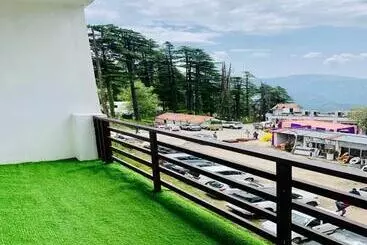 Bed and Breakfast Stayapart   Hotel Patnitop