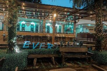 Evergreen Resort Chanthaburi