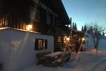 Hotelli Bründling Alm Berggasthof Auf 1167m Auf Dem Hochfelln
