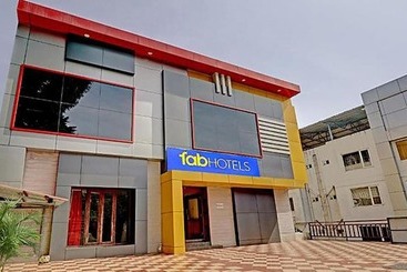 ホテル Abu Residency