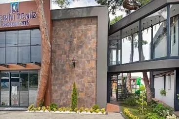 Derin Deniz Boutique