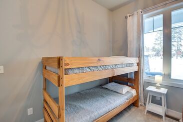 Dom wiejski Modern Lead Cabin W/ Hot Tub, 6 Mi To Skiing!