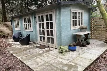 Mökkimajoitus Private And Secluded Cabin In Rowfant