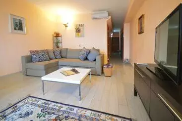 Bed and Breakfast Mar Dei Poeti   Luxury Suites