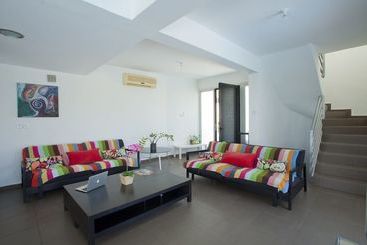 וילות Konnos Princess