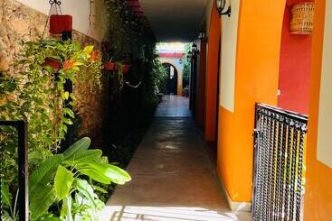 ベッドアンドブレックファースト Casa Tres Colibries