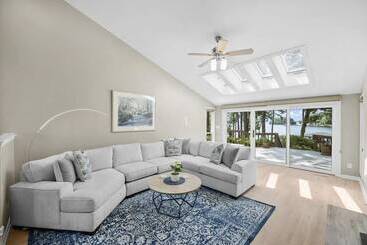 بيت ريفى Happy Place By Avantstay Firepit, Ranch Style