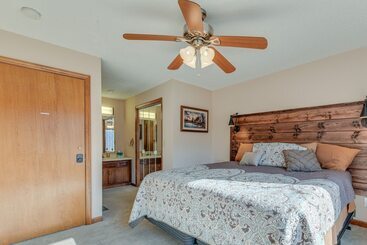 Quinta ou Casa Rural Maggie Valley Mountain Escape W/ Fireplace & Deck!