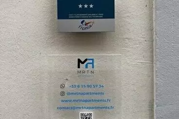 Mrtn Apartments & Suites