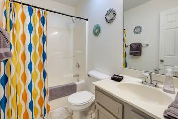 بيت ريفى Chic Lexington Home W/ Deck ~ 5 Mi To Downtown!