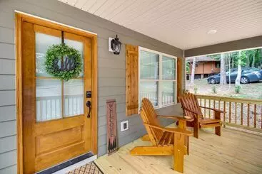 Mökkimajoitus Ellijay Retreat W/ Access To Community Pools!