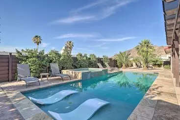 Mökkimajoitus 226242 3 Br Oasis W/ Hot Tub By Golf & Coachella!