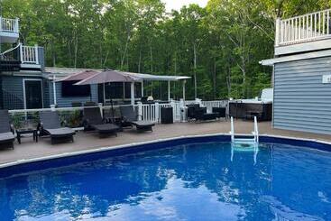 Four Seasons For Fun Bed & Breakfast