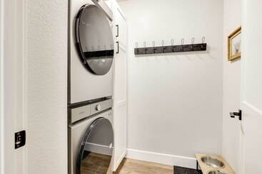 کلبه Cozy Tabernash Home W/ Fireplace & Mountain Views