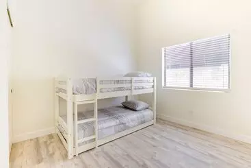 コテージ Spacious Estrella Oasis W/ Private Pool!