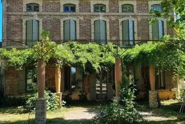 Aamiaismajoitus (B&B) Parc De Coulassy