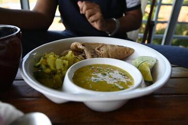 Tenpy Tiny Snug Obelix At The Homested, Neral