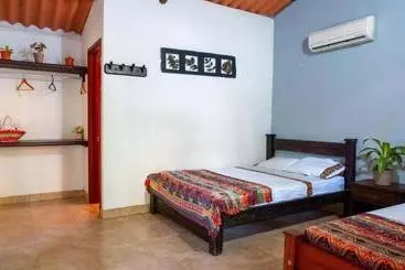 Hotel Y Restaurante La Cachamera