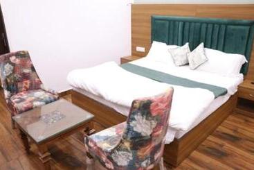 فندق Royal 80 Tude