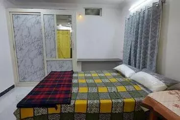 ペンション The Same Guest House