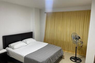 پانسیون Hostal La Noelia