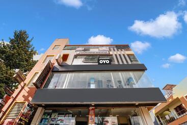 Hotel O Hitha Lodge & Rooms