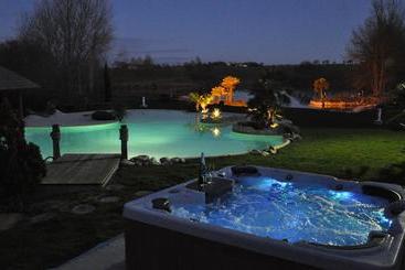 مبيت وإفطار Le Lac De Crivito