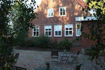 בית מלון כפרי Alte Landschule