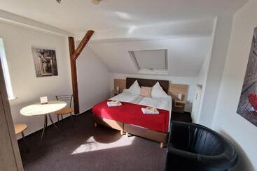 בית מלון כפרי Gästehaus Auszeit