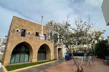 تختخواب و صبحانه Beit Laure