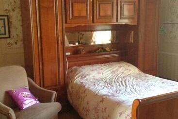 Bed and Breakfast Studio Du Chalet De Caharet