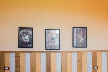 פונדק Leonardo Resort